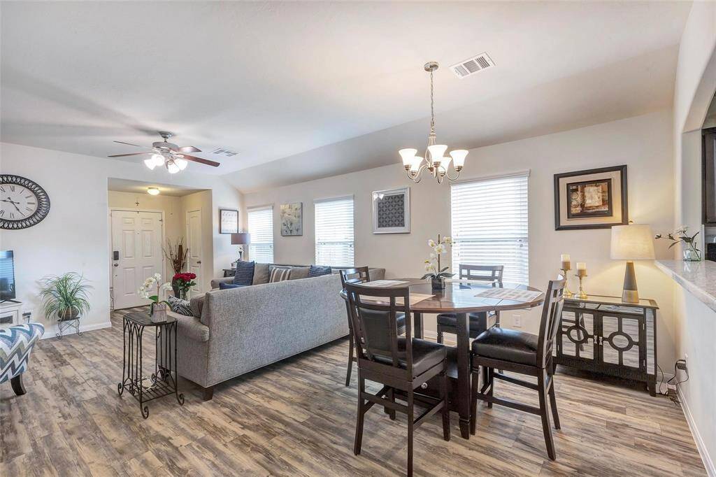 Another example of a virtually staged living area