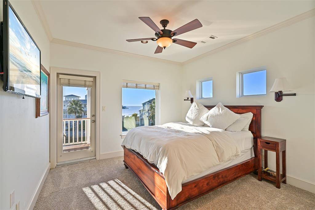 Fifth bedroom with ensuite bath