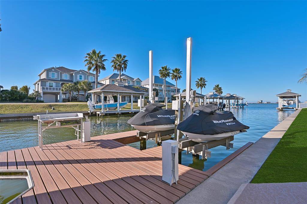 Double jet ski lift