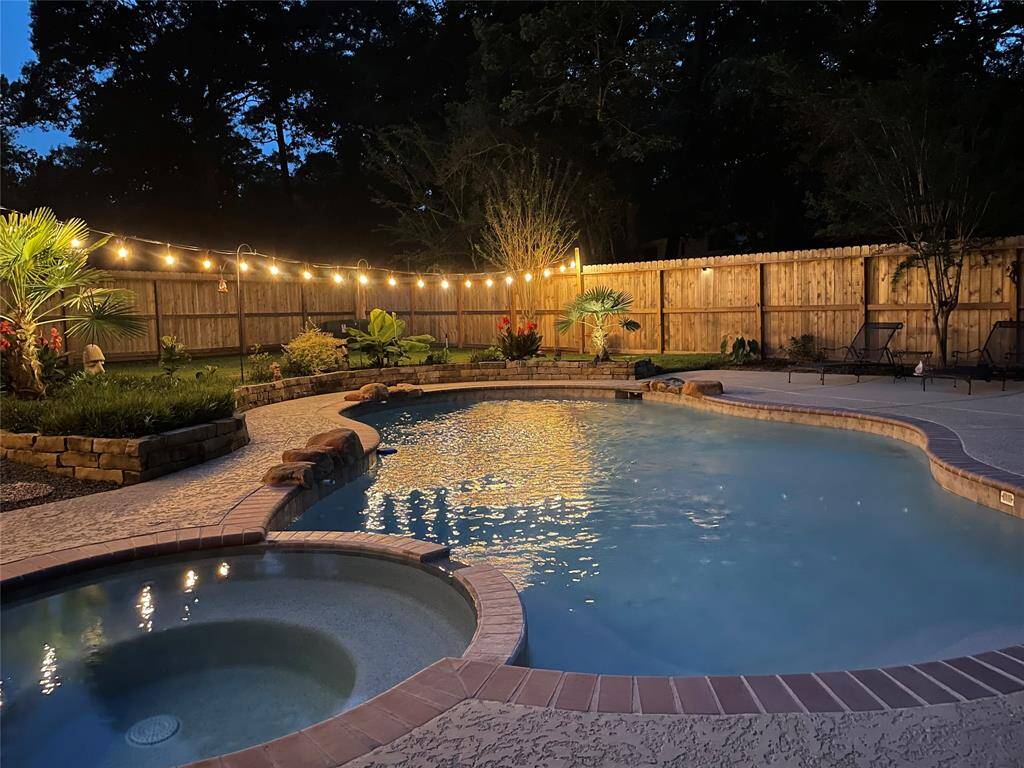 Bring the guest and get ready to entertain in this massive back yard. Plenty of space for a playground.