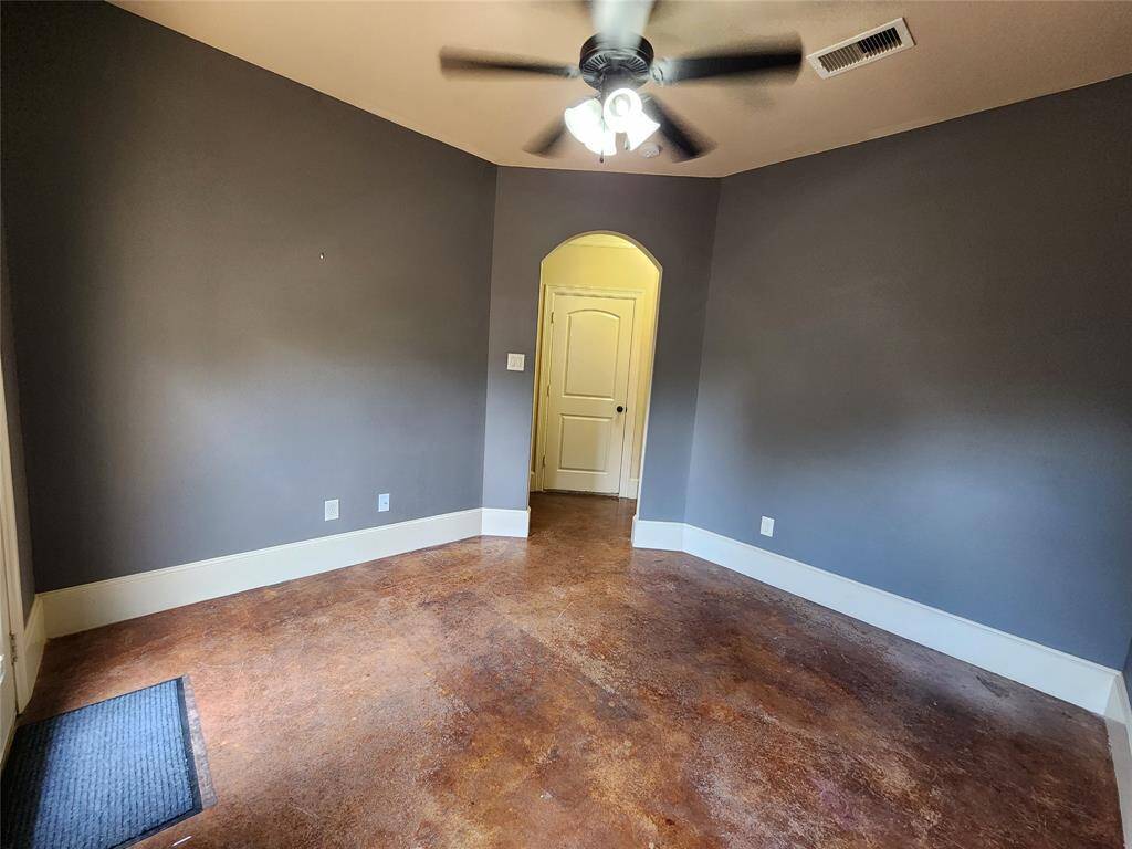 Another view of flex space