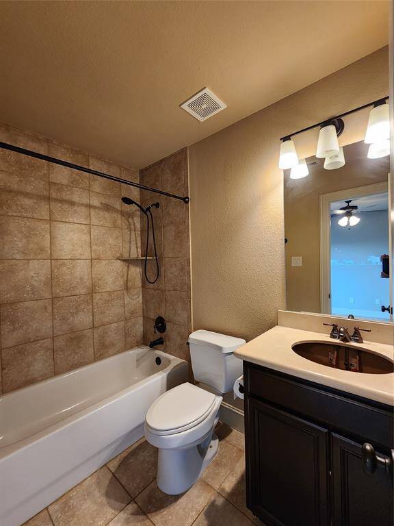 En-suite bathroom for 3rd floor bedrrom