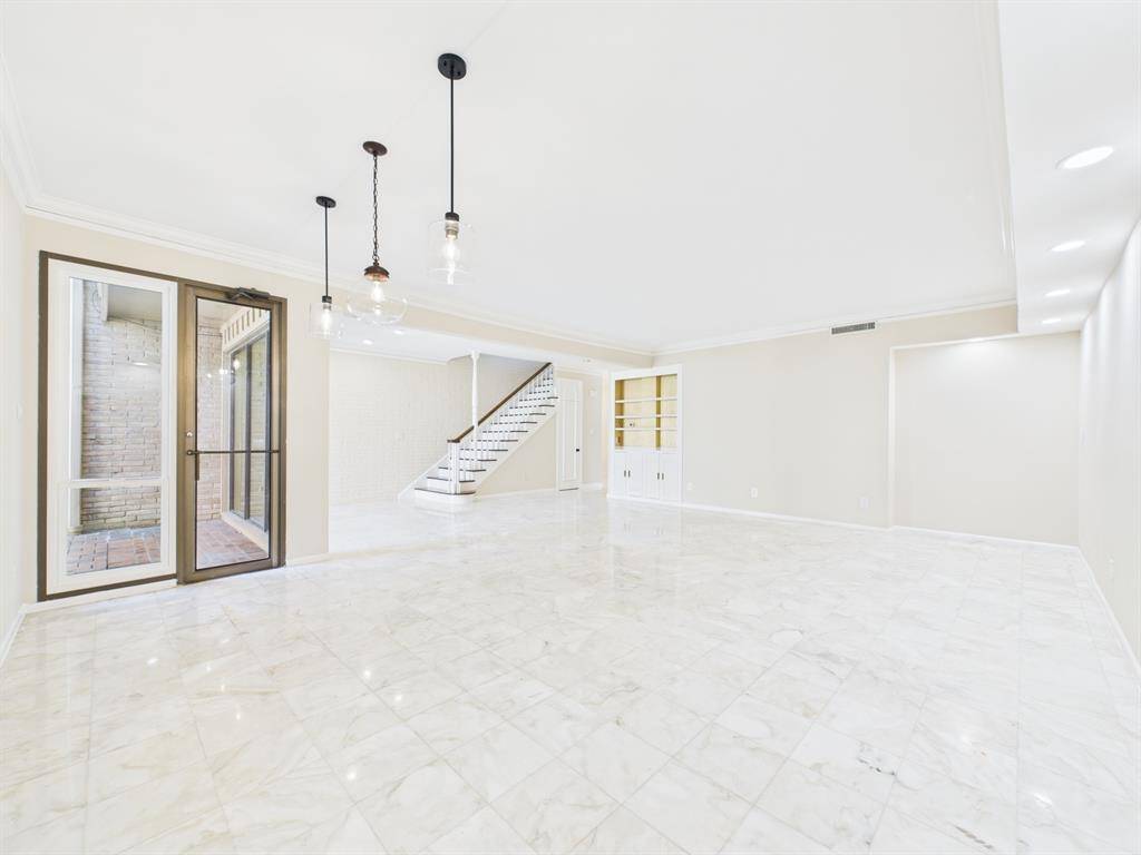 Dining Area with views into Atrium
