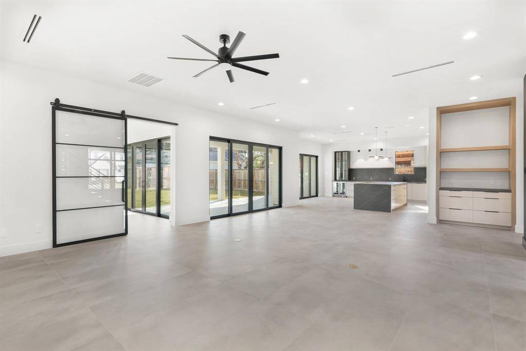 Open For Entertaining - Echo Custom Homes.