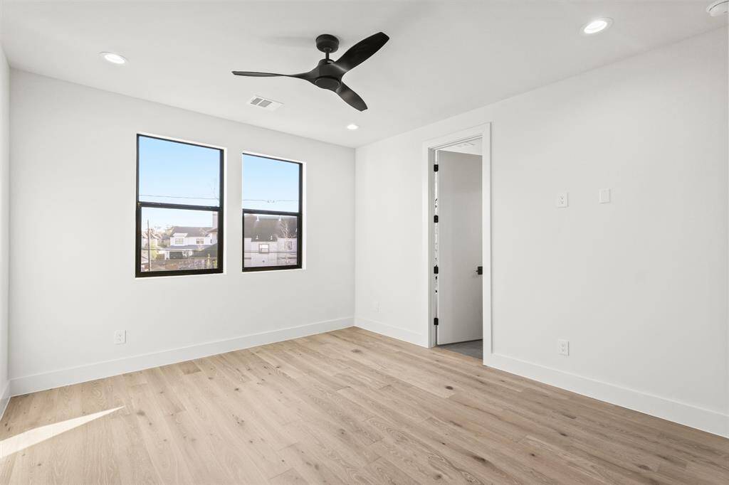 Secondary Room - Echo Custom Homes