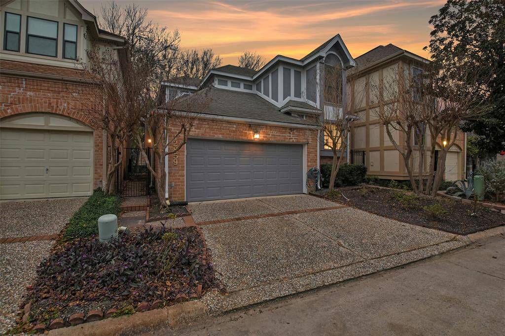 12859 Kingsbridge Lane... A place to call home!