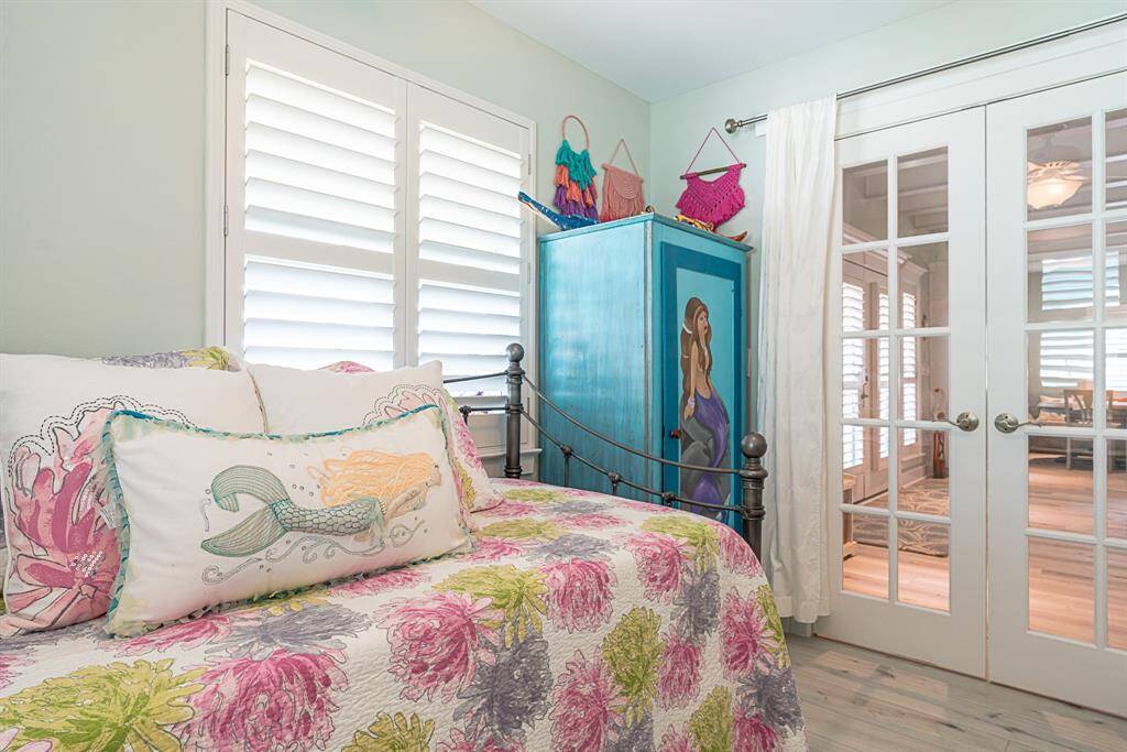 Colorful beach decor throughout the house