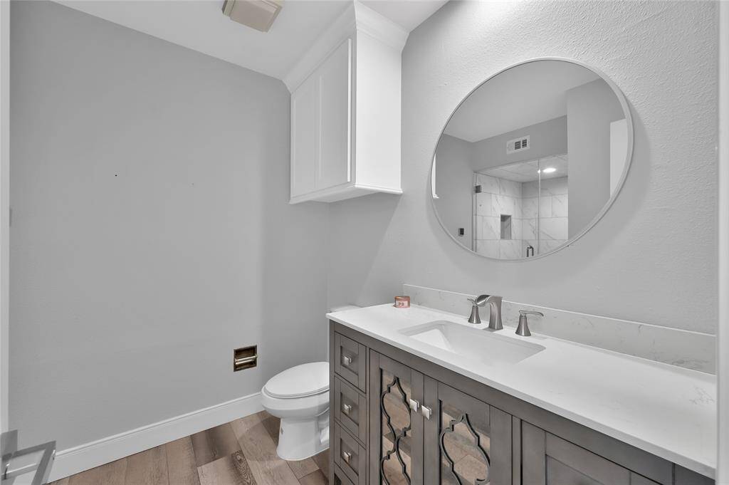 Main floor bath