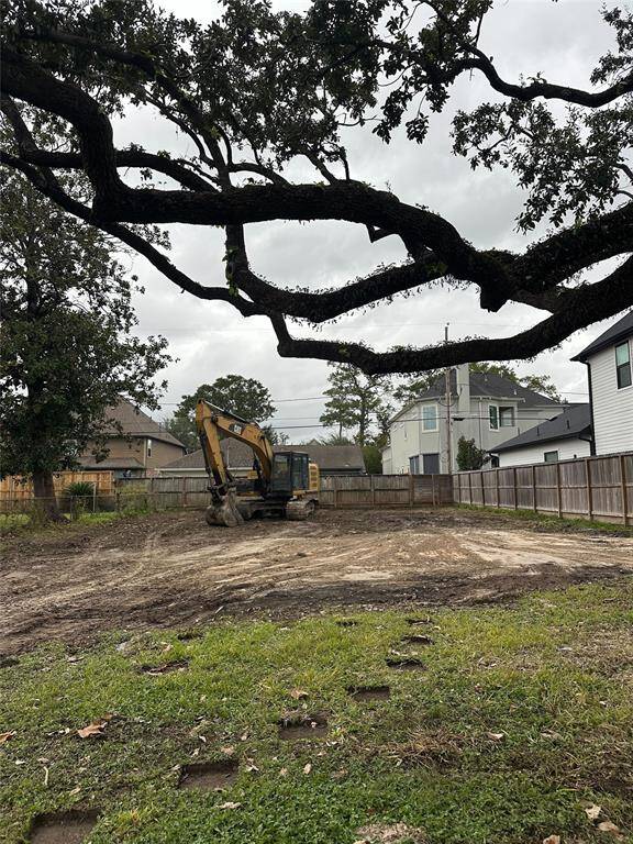 Current status of lot