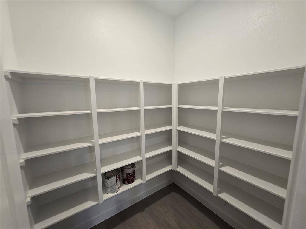 *Not actual home, picture representative of same floorplan*