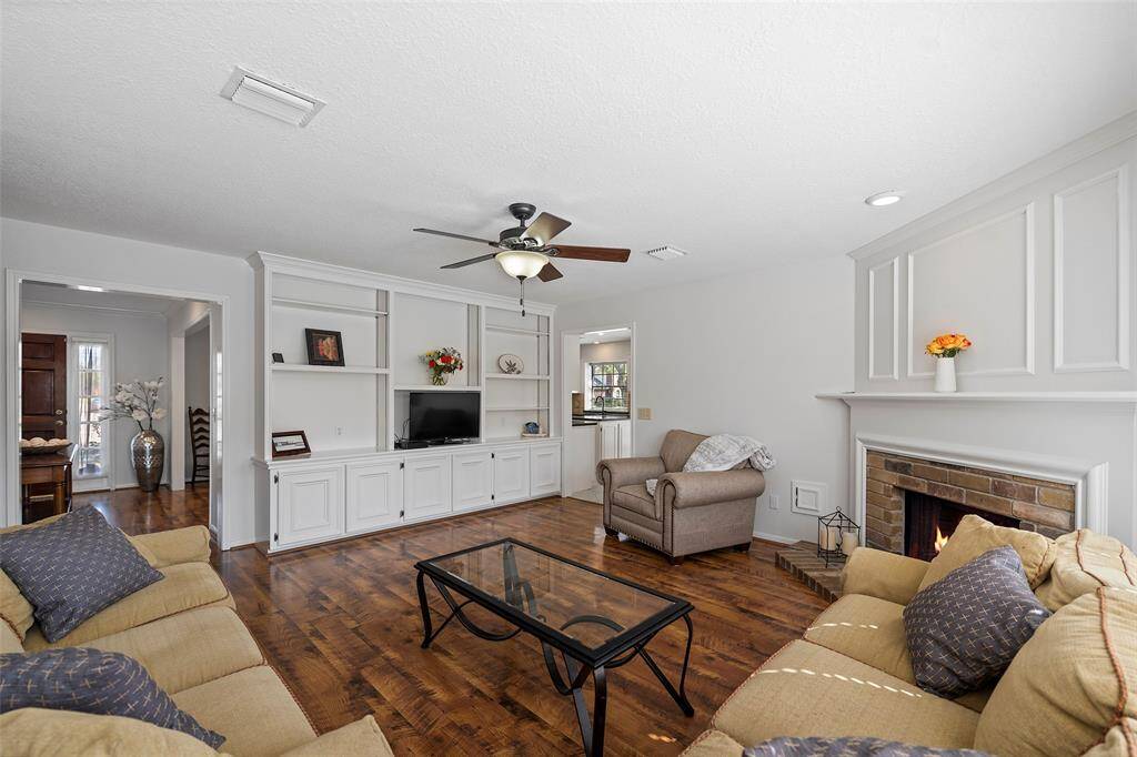 A wall of custom built-ins is the perfect place for entertainment equipment or displaying your most prized possessions!  Or maybe you have thoughts of a bar area?  The choice is yours!