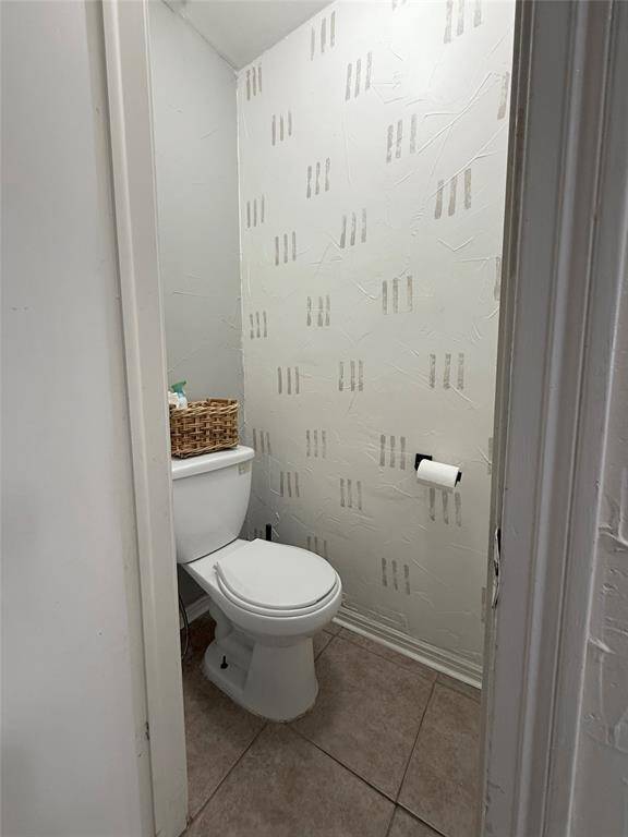 Powder room downstairs