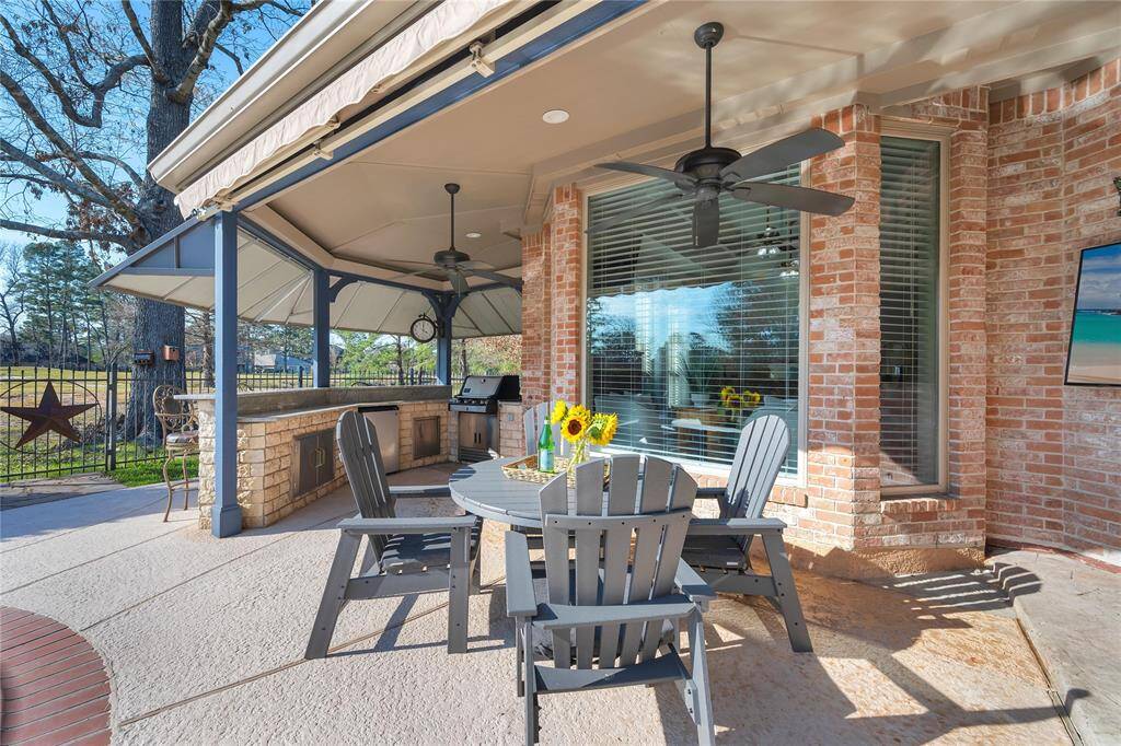 Cool decking, stamped concrete and pool gunite are all in great shape.