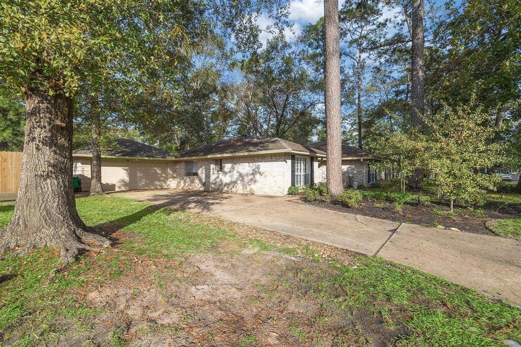 Located on a cul-de-sac corner with a large spacious driveway.
