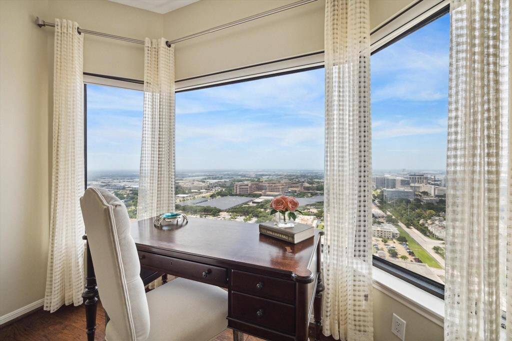 Work and play surrounded by space and views!