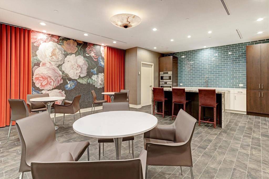 Invite friends to unwind and spend some time in the Terrace Party Room.