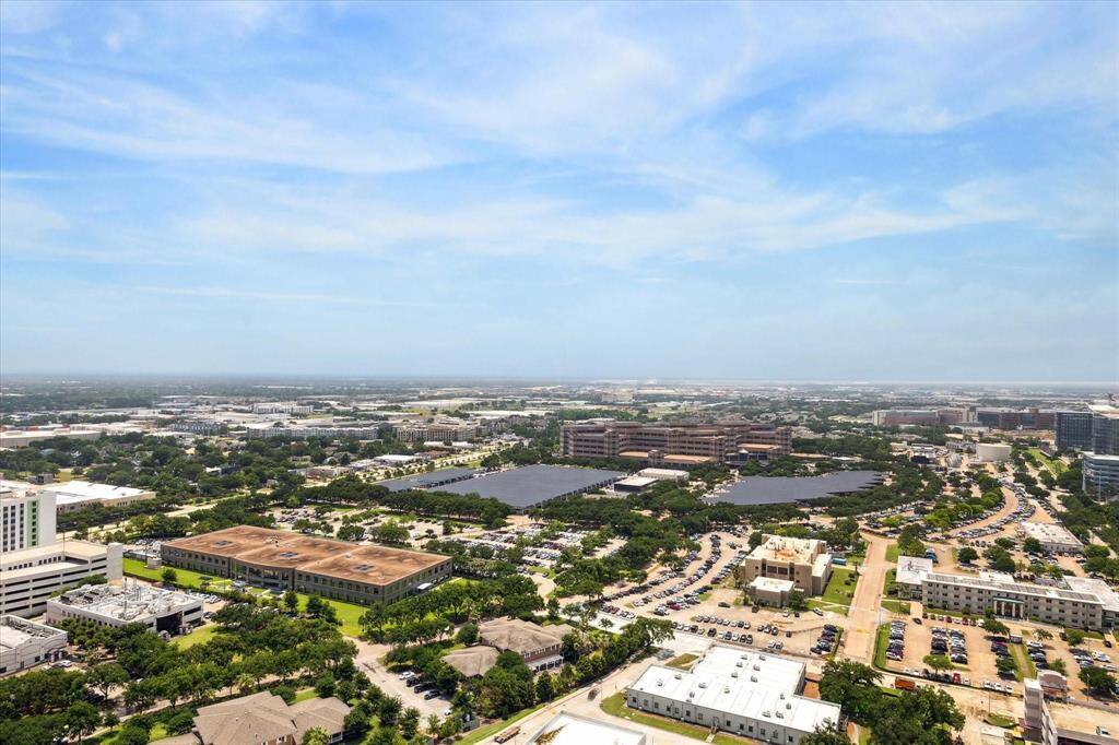Sweeping views as far as the eye can see from the balcony and almost every room.