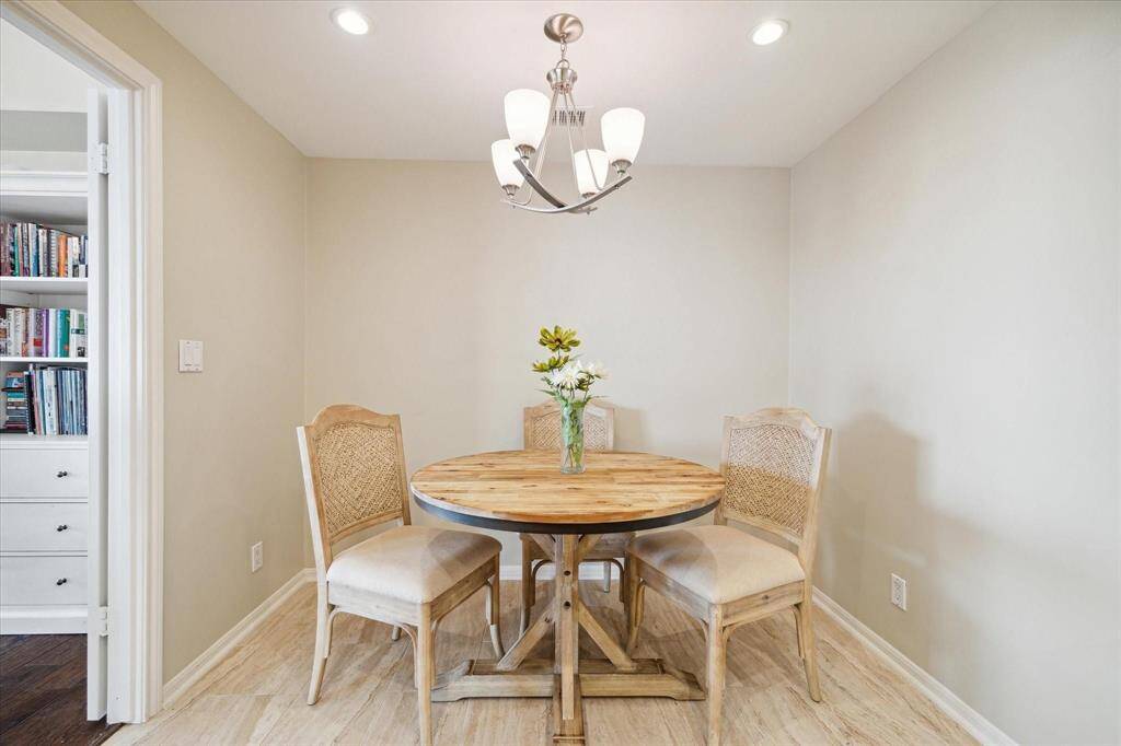 Popular Dover floor plan offers a great dining space at the end of the galley kitchen and Kitchen can conveniently be closed off, to hide your cooking efforts from your guests!