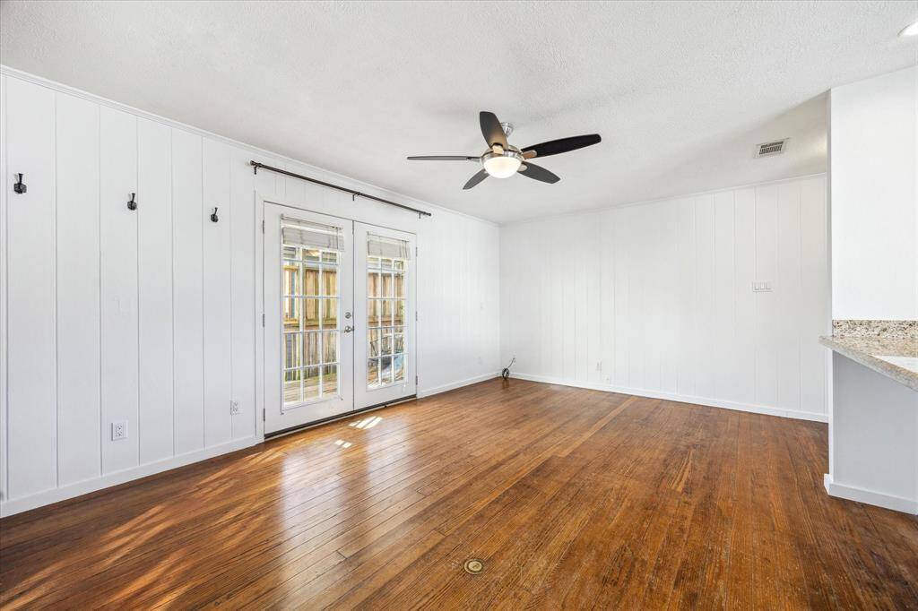 Garage Apartment Living Area