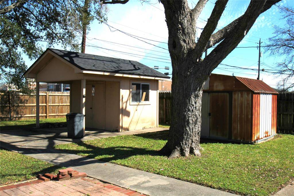 Shop and Shed