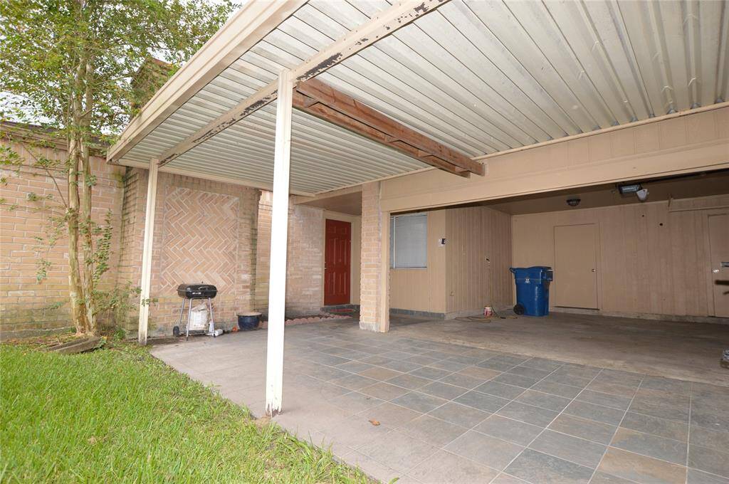 Covered Back Patio