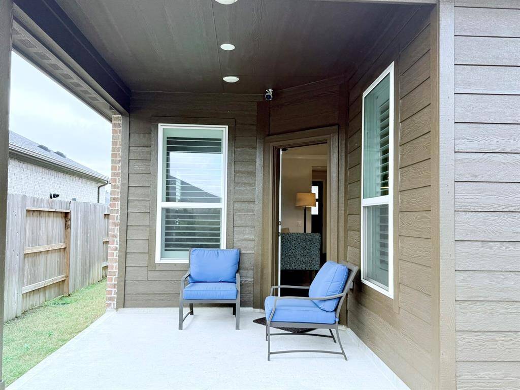 Covered Patio Oasis – Step outside to your private covered patio, perfect for morning coffee or evening relaxation.