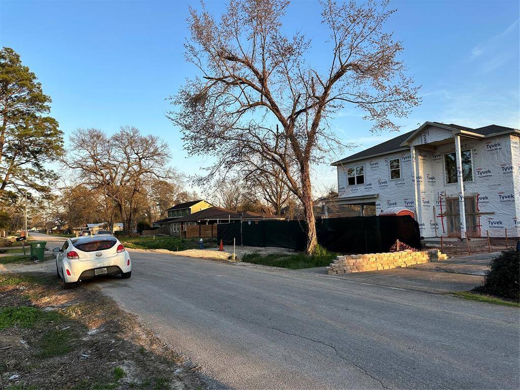 NEW CONSTRUCTION ACROSS THE STREET FRON LOT