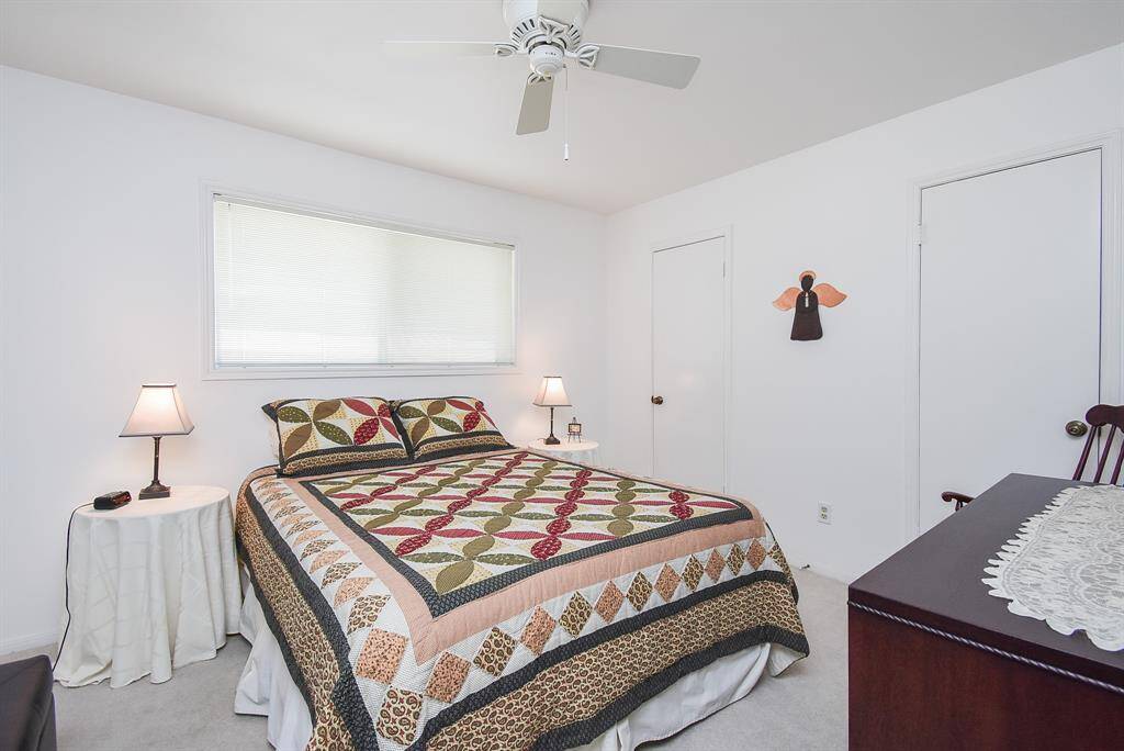 Last but not least bedroom 4 with 2 closets