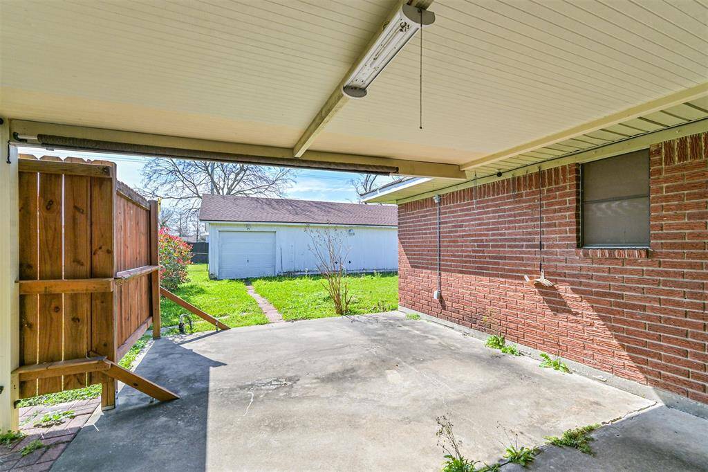 Back covered patio