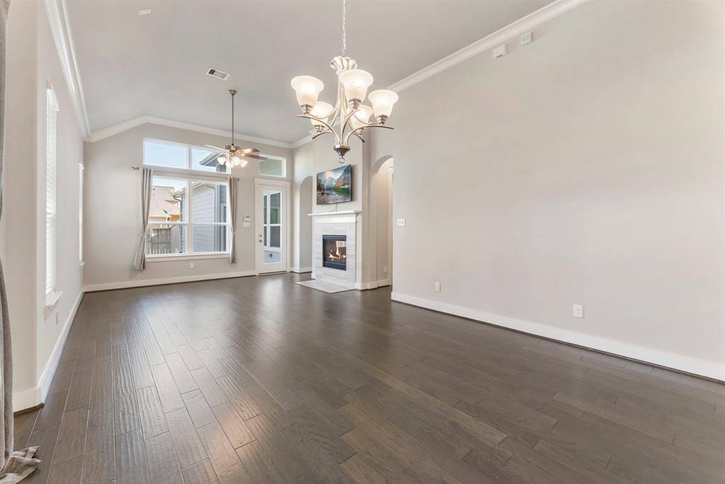 Open floor plan.
