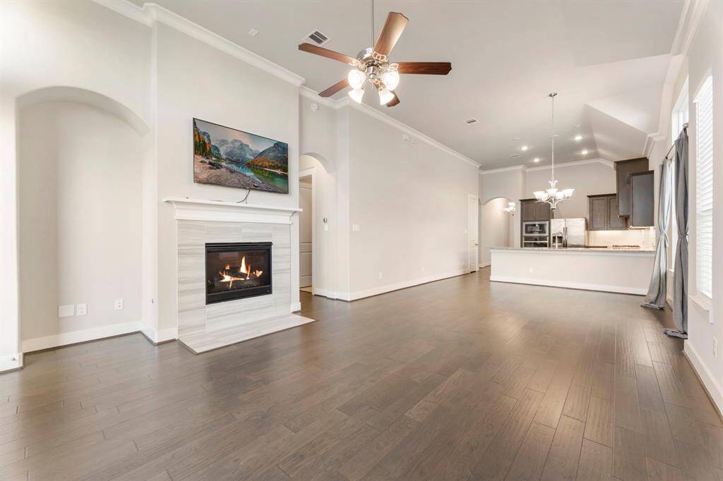 Open floor plan.