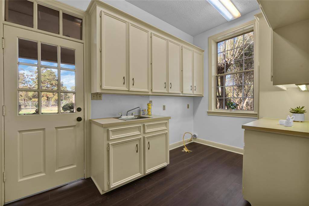 Mud Room / Utility Room