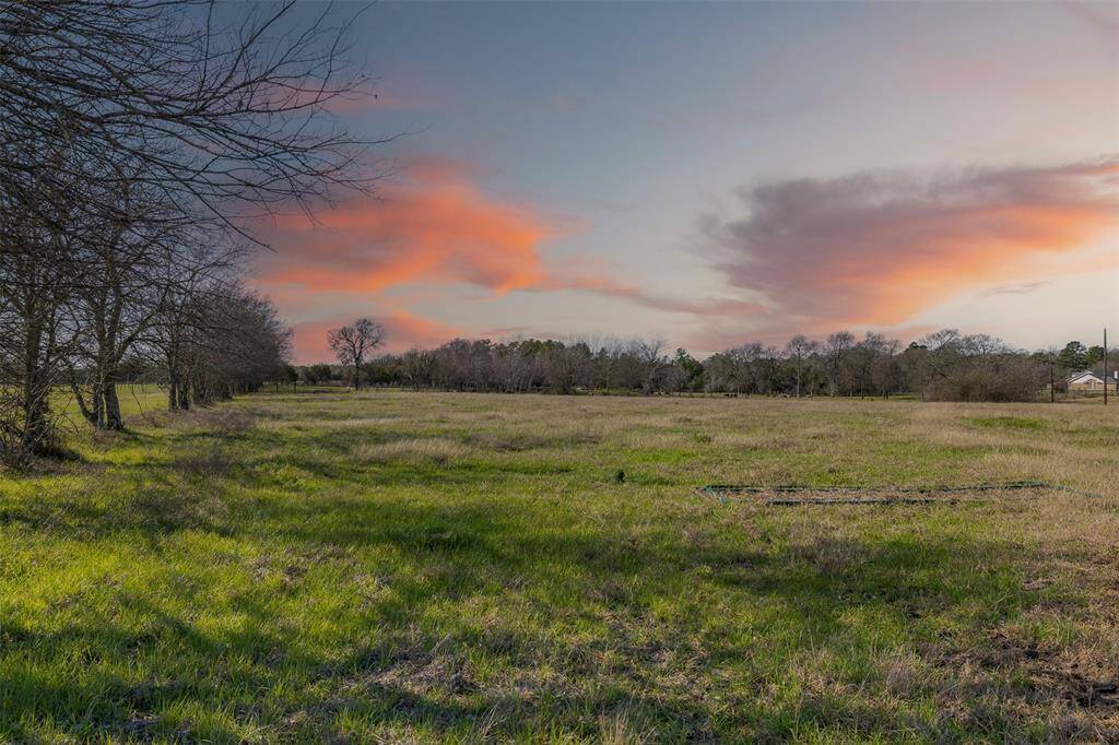 Beautiful 15+ acre parcel, surrounded by other large parcels.