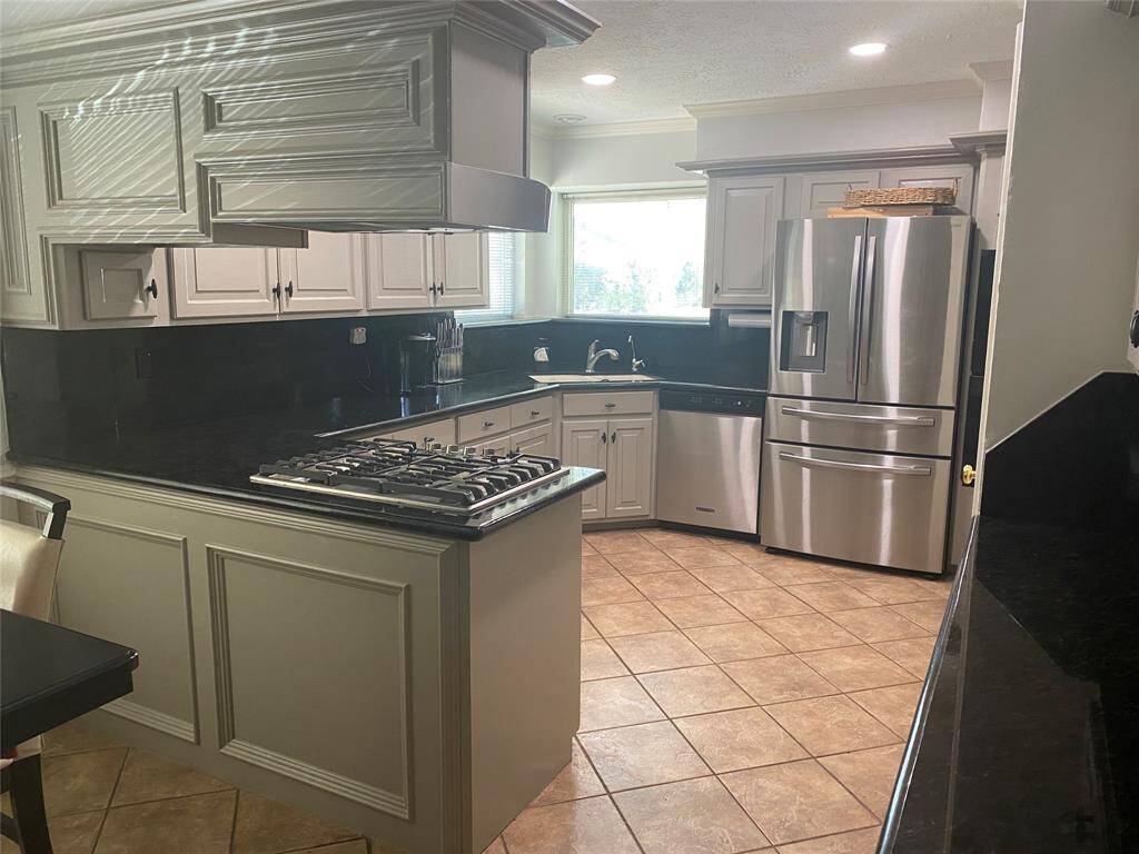 Huge kitchen