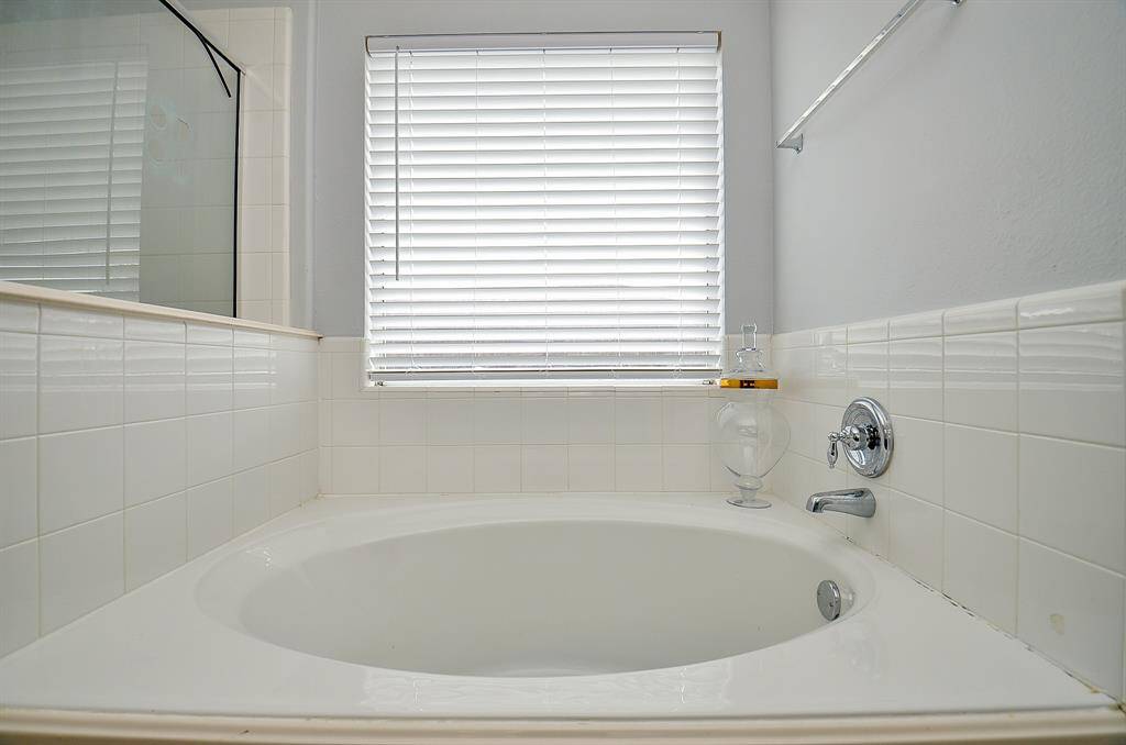 The deep basin bath tub ensures a comfortable and immersive bathing experience.