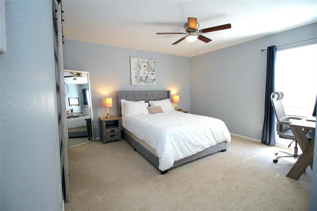 Spacious master bedroom