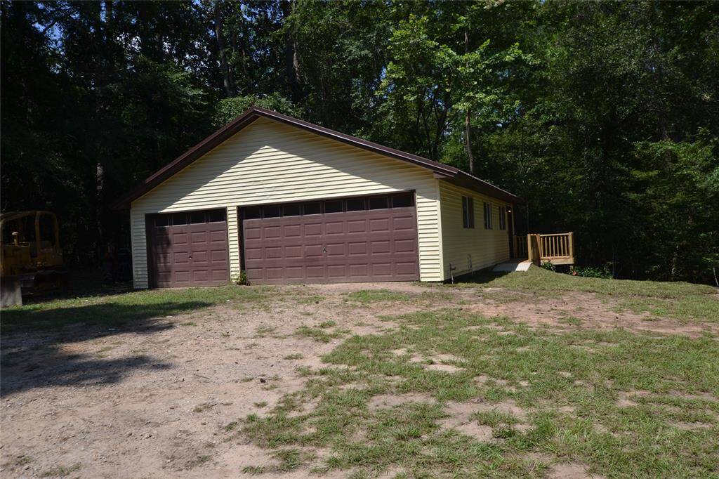 30 X 45  3 CAR GARAGE