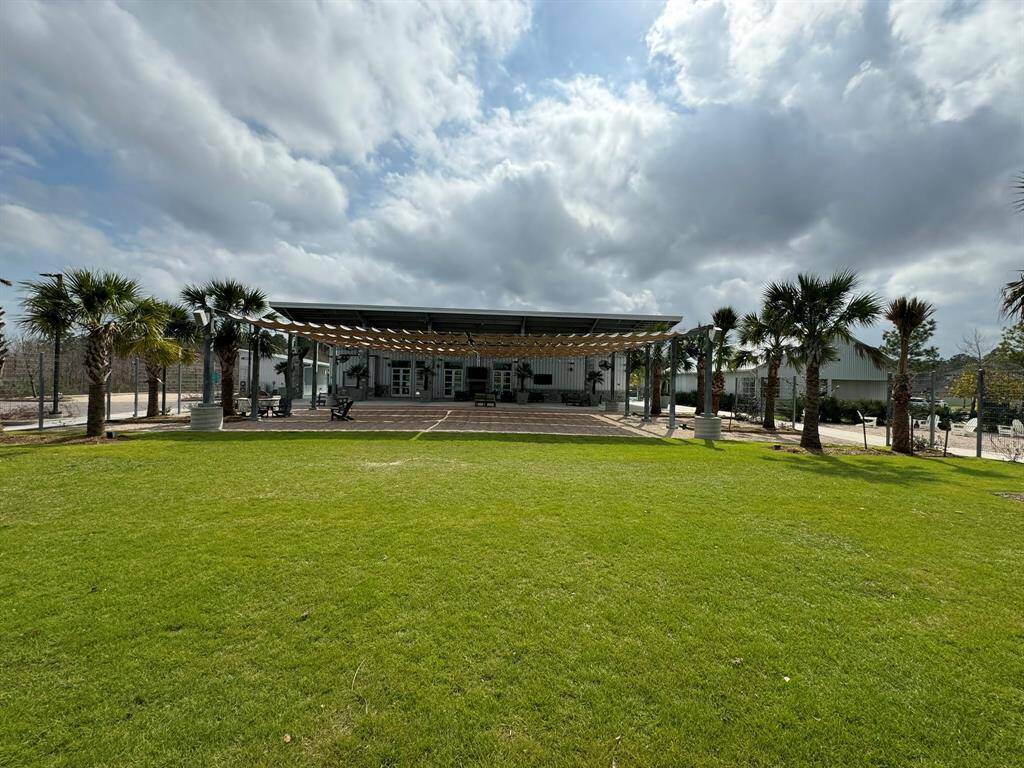 Community recreation building