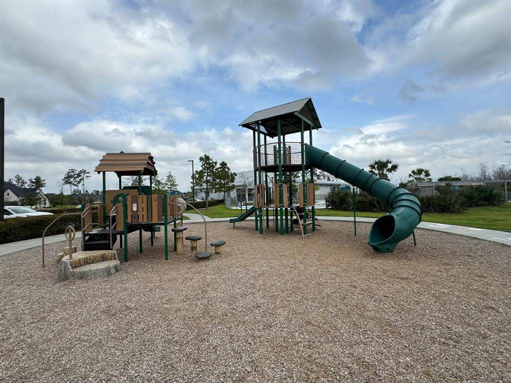Stewards Park - area park and playground