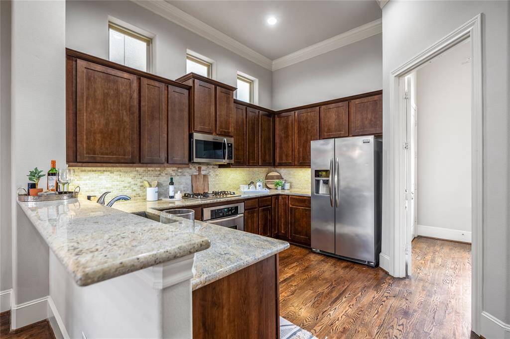 Welcome to your kitchen with under-cabinet lighting!