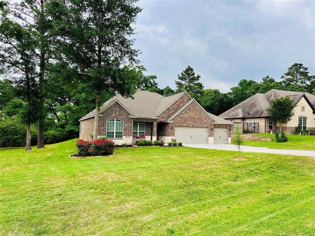 This home is a perfect blend of style, space, and practicality, making it an ideal choice for those seeking both elegance and utility. Imagine the possibilities with this expansive 3-car garage, offering ample space for vehicles, hobbies, storage, or even a workshop.