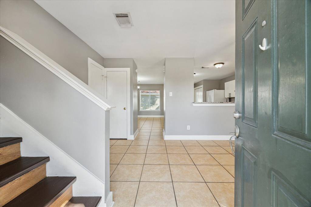 Step inside to find an open airy home with a welcoming floorplan. It features an inviting open-concept living area, formal dining room, and a spacious eat-in kitchen. With three bedrooms and a full bathroom upstairs, you’ll always have room for family and friends.