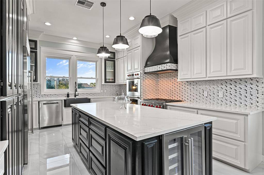 Chef's dream kitchen with large island for prepping