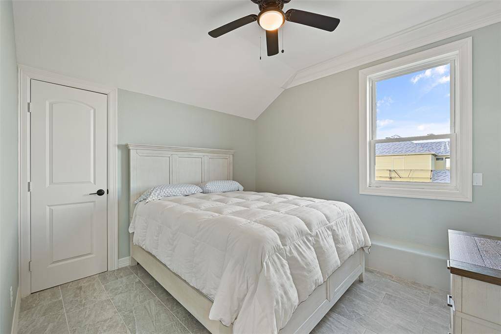 Second guest bedroom