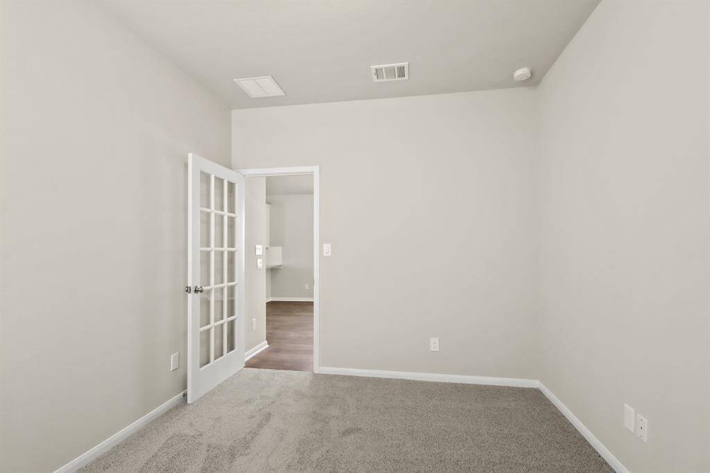 Convenient home office (*Photo not of actual home and used for illustration purposes only.)