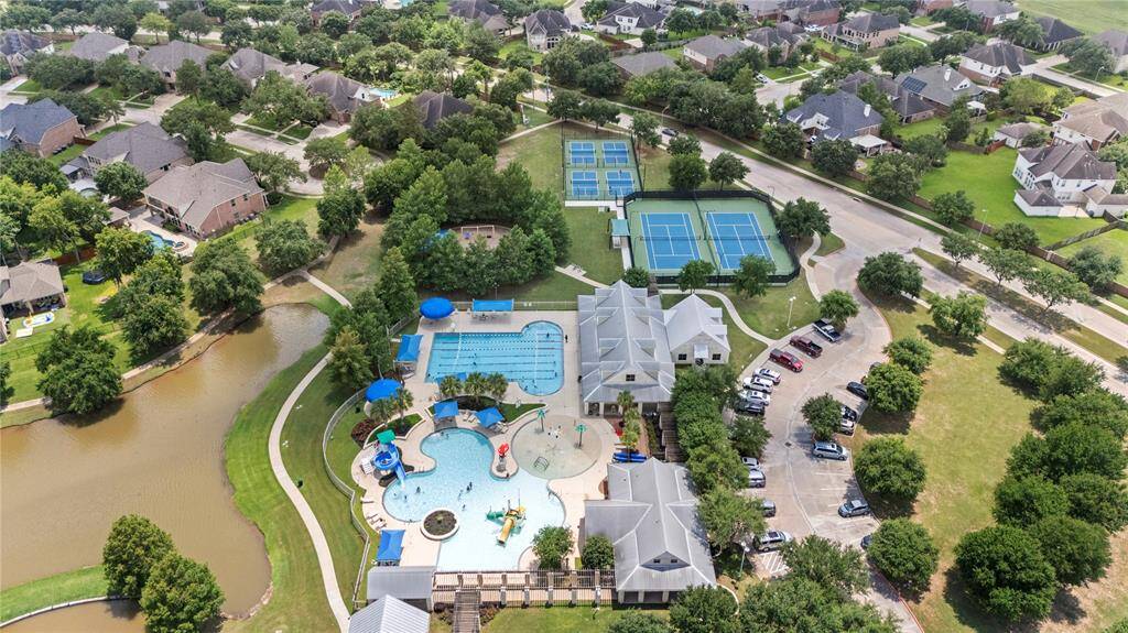 A mini getaway from the comfort of your own neighborhood!