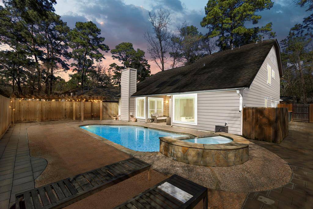 Home is available furnished!
