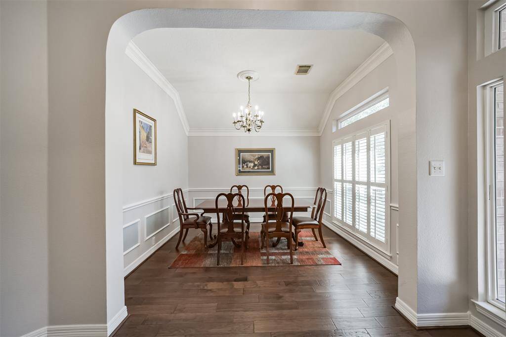 Formal Dining.