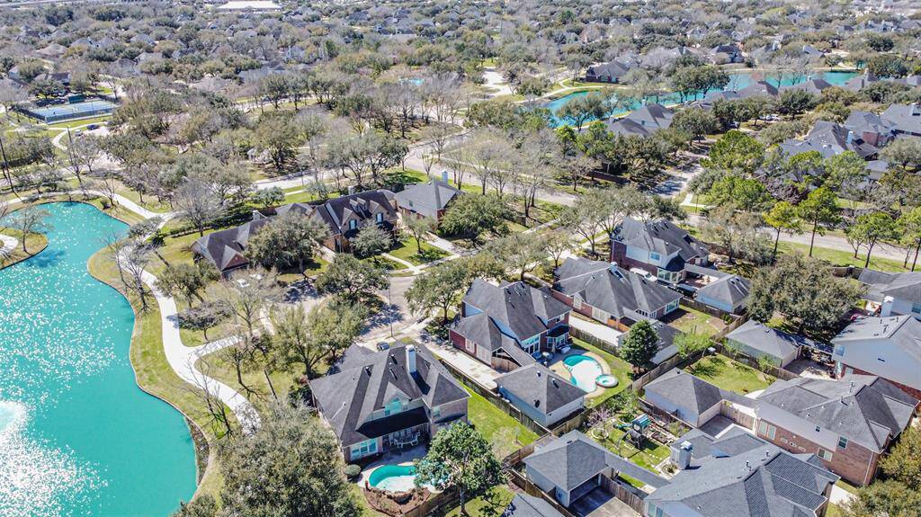 Grand Lakes is a master planned community w so much to offer.