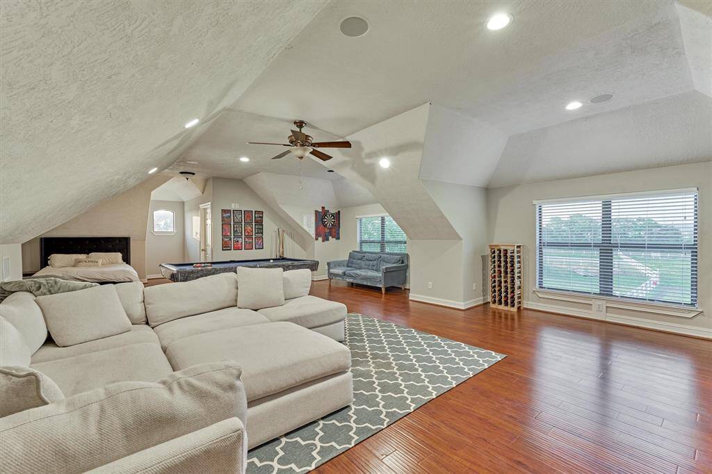 This is the ultimate guest suite - room for living, sleeping, a kitchenette, and full bath.